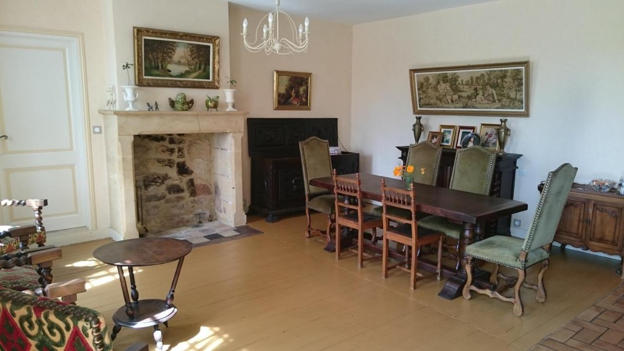 Rue Du Chateau Lalinde Екстериор снимка